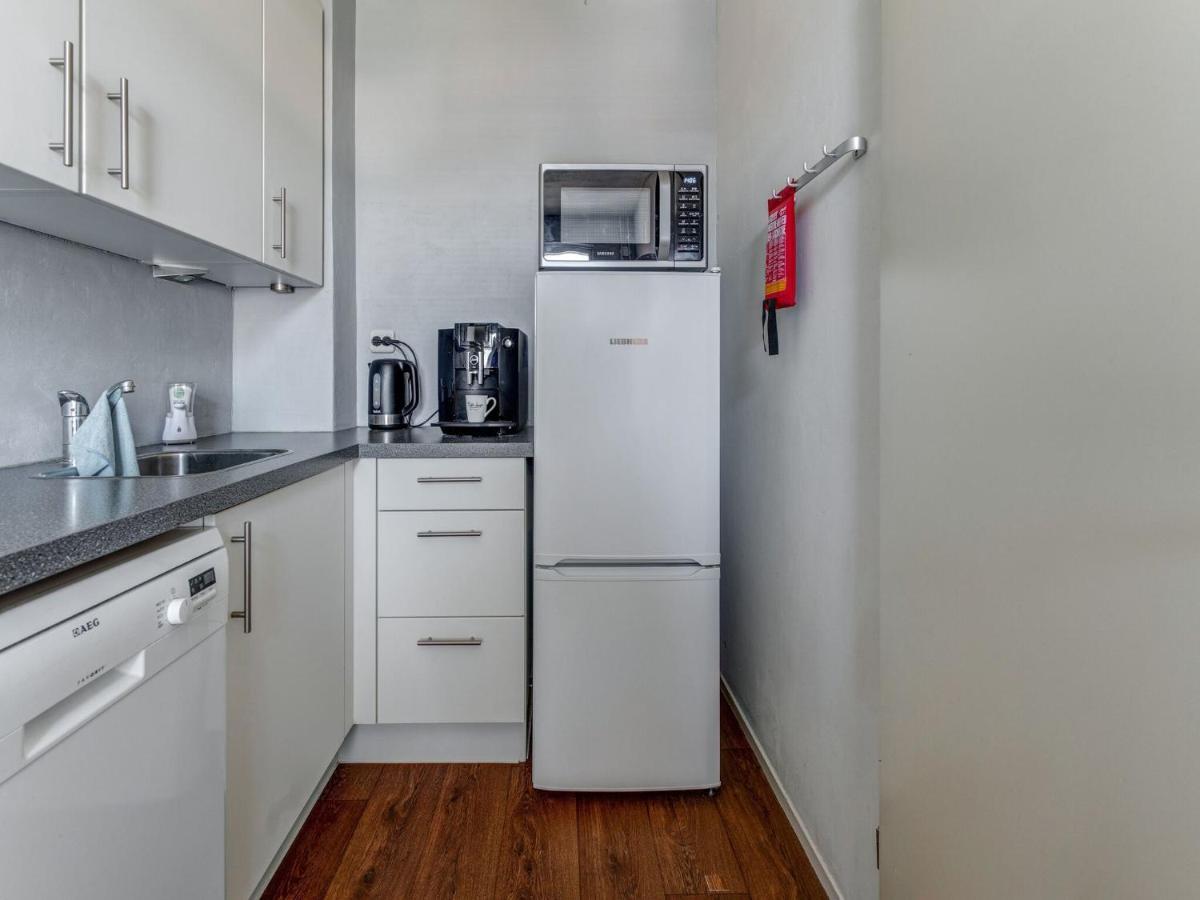 Beautiful Apartment In City Center Леуварден Екстериор снимка